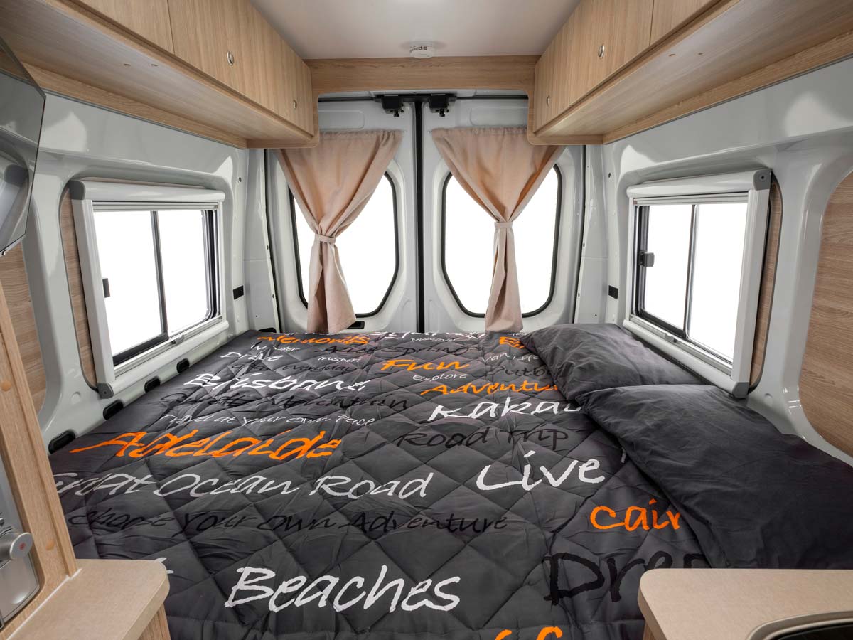 Euro Min - bedroom view