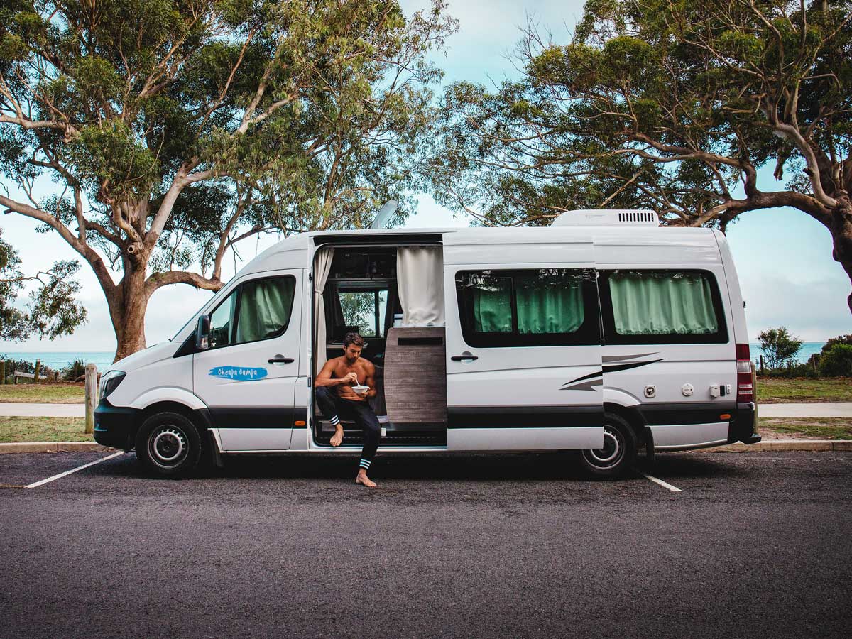 2ST Motorhome - Side view