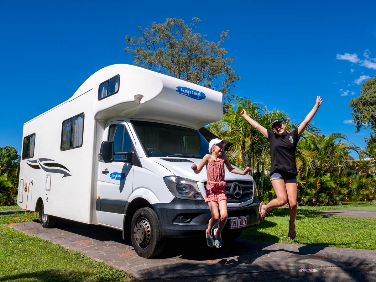 6ST Motorhome - front view