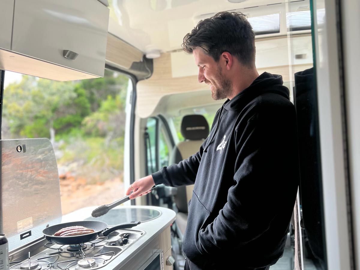 CT 2 Berth Sandpiper - inside kitchen view
