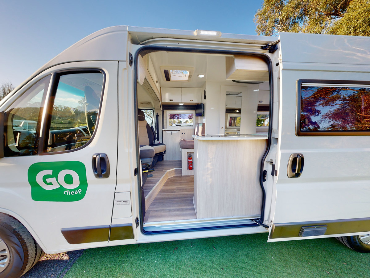 GC 2 Berth Tamar -  Side view