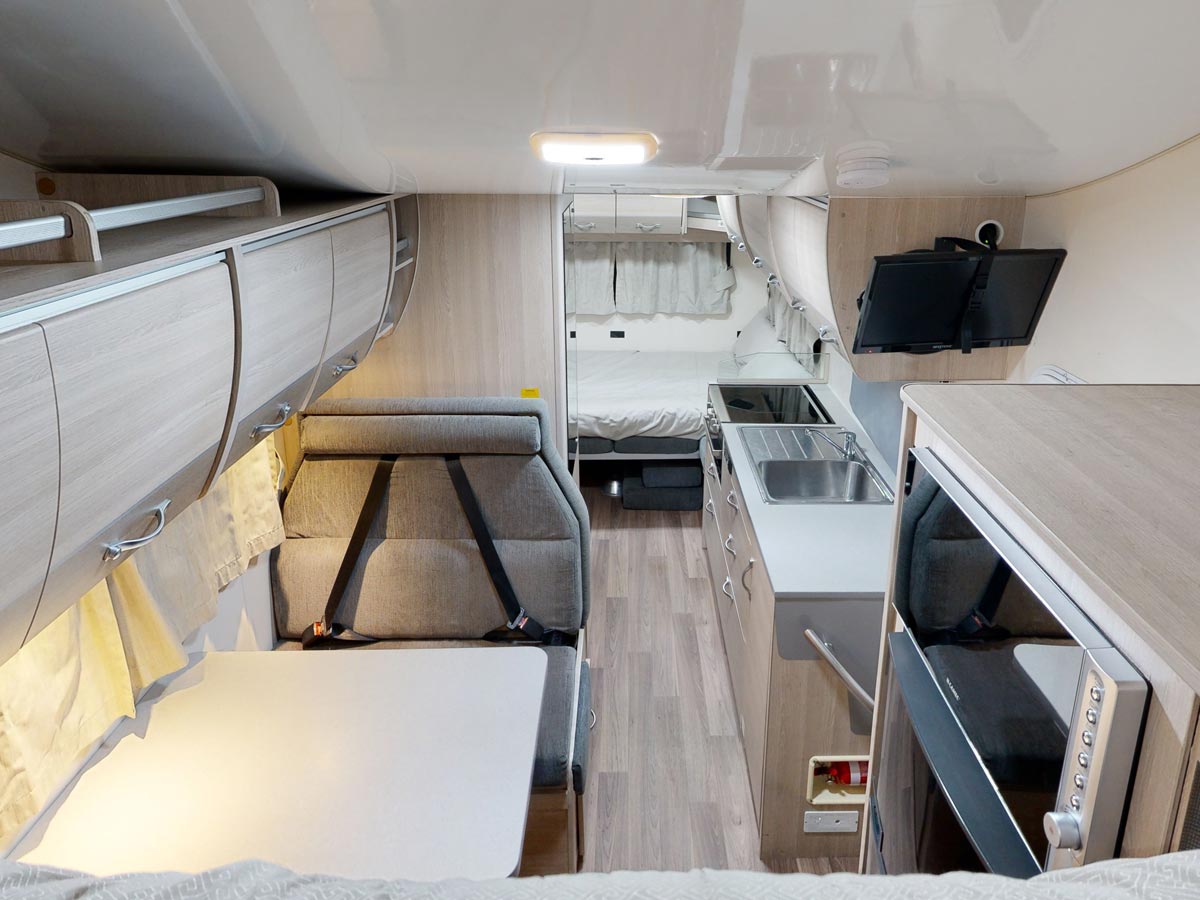 GC 4 Berth Henty - inside view
