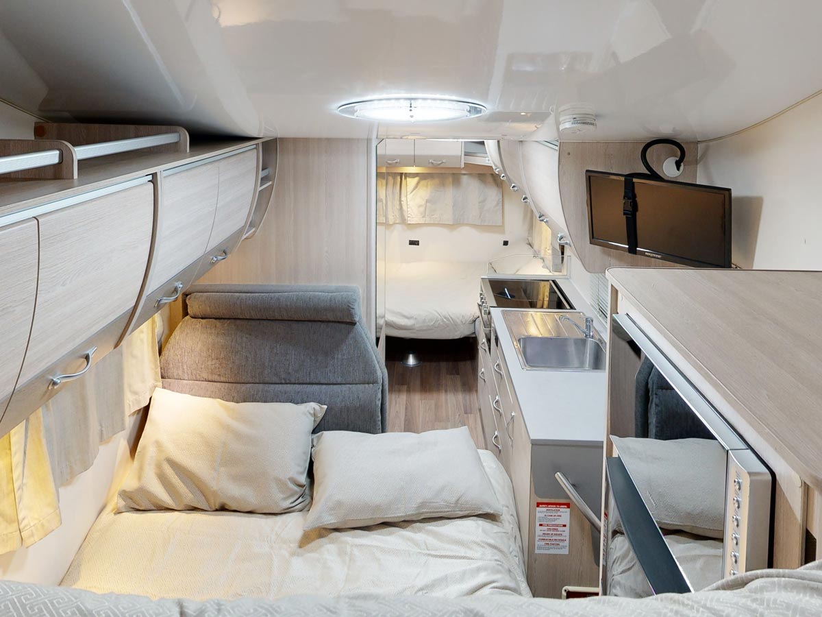 GC 6 Berth Derwent  - bedroom above view