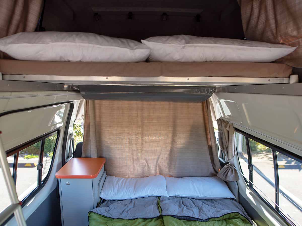 TAB Hi5 Camper - bedroom view